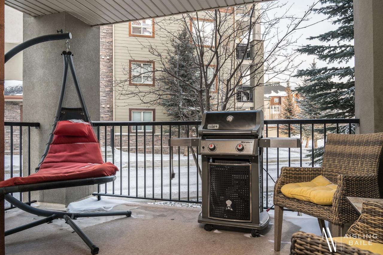 Rustic Modern 2 Bed 2 Bath With Lakeview Pool And Hot Tub Invermere Kültér fotó