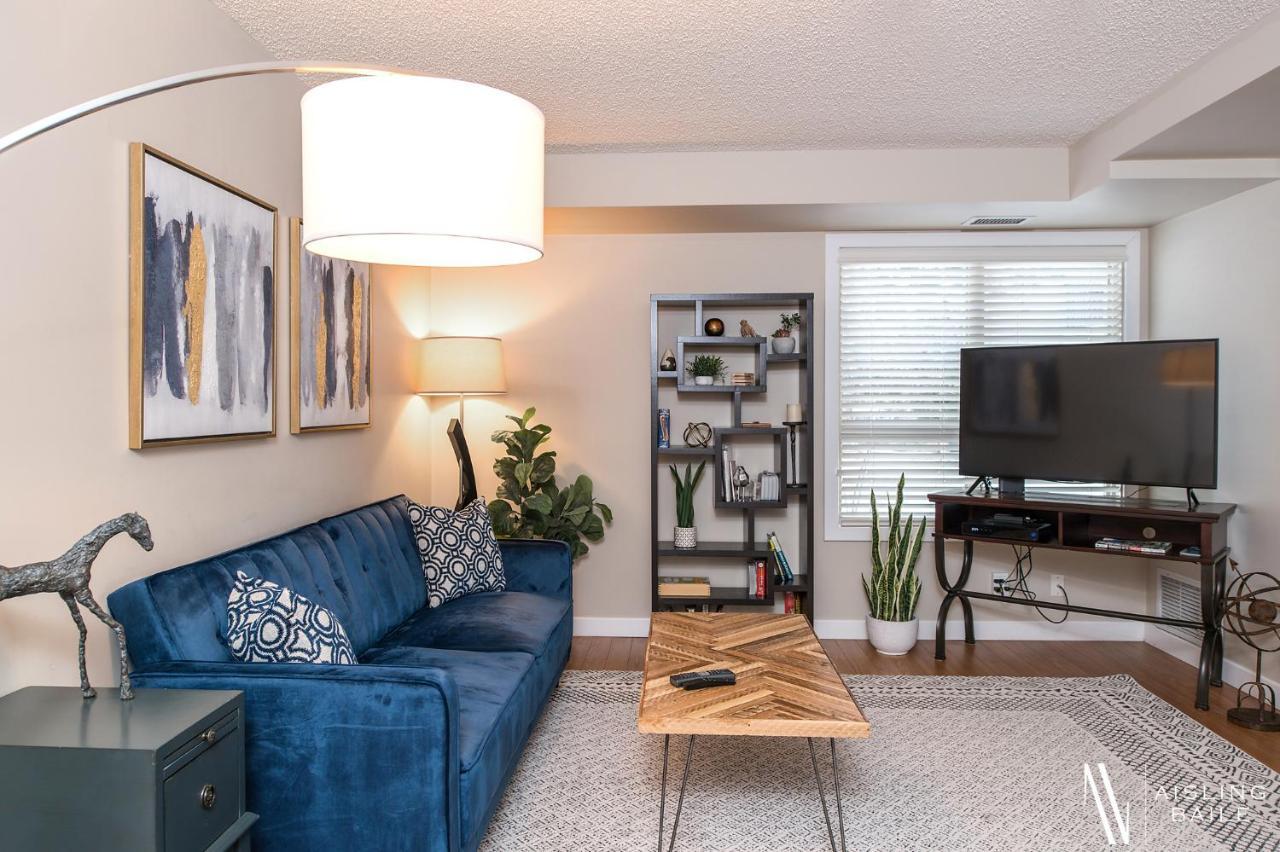 Rustic Modern 2 Bed 2 Bath With Lakeview Pool And Hot Tub Invermere Kültér fotó